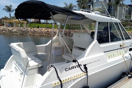 Carver 280 Mid Cabin Express