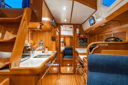 Tayana 48 Deck Saloon