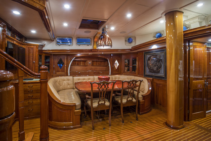 Abeking & Rasmussen Pilothouse