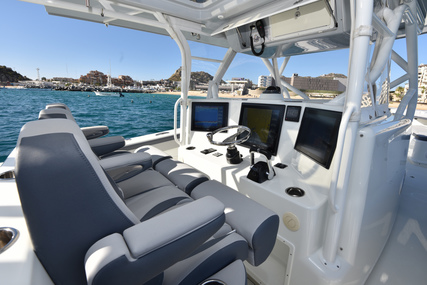 Yellowfin 42 Center Console