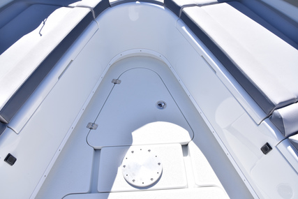 Yellowfin 42 Center Console