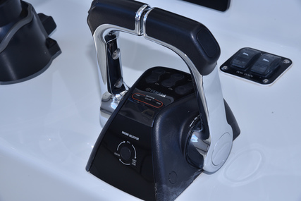 Yellowfin 42 Center Console