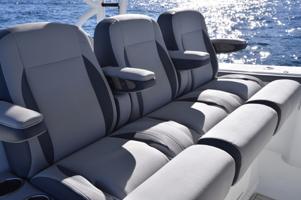 Yellowfin 42 Center Console