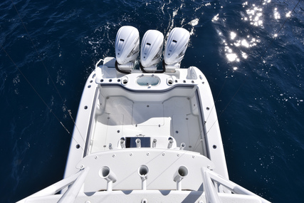 Yellowfin 42 Center Console