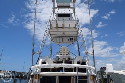 Silverton 31 Convertible