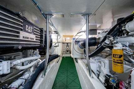 Ocean Yachts Enclosed Bridge