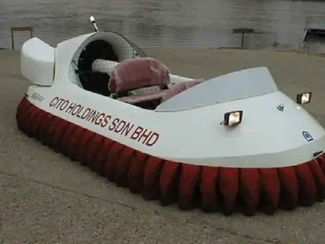 Neoteric Hovercraft 1874