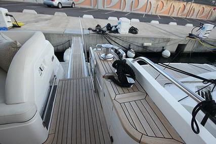 Princess V72 M/Y Aventador