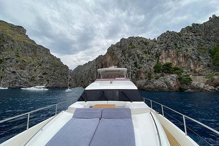 Princess V72 M/Y Aventador