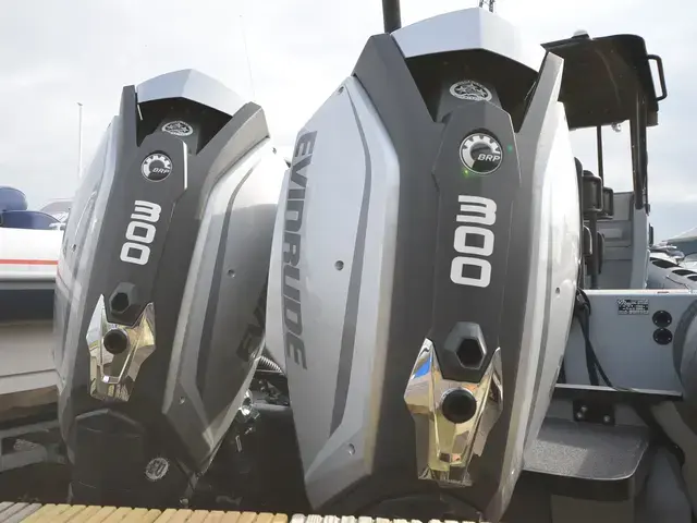 Piranha Techno Marine Rib P10