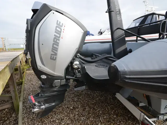 Piranha Techno Marine Rib P10