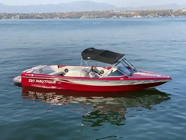 Nautique 196