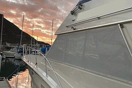 Hatteras 46