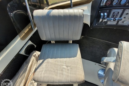 Carver 3207 Aft Cabin