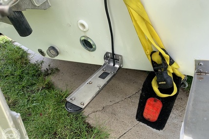 Carolina Skiff Sea Chaser 250 LX Bay Runner