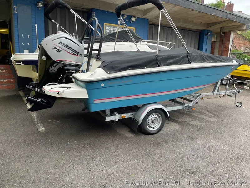 2021 Bayliner element e16