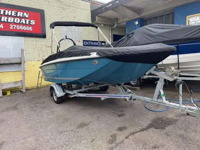 Bayliner Element E16