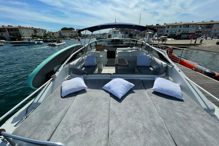 Pershing 40