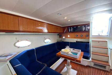 Pershing 40