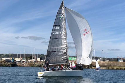 Beneteau Platu 25