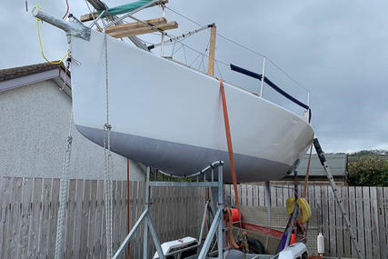 Beneteau Platu 25