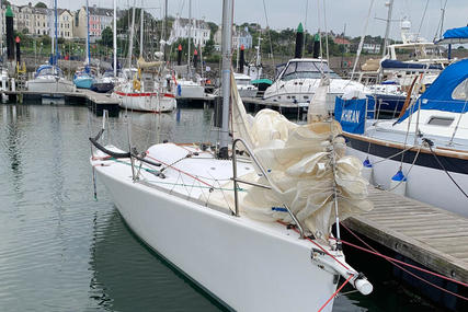 Beneteau Platu 25