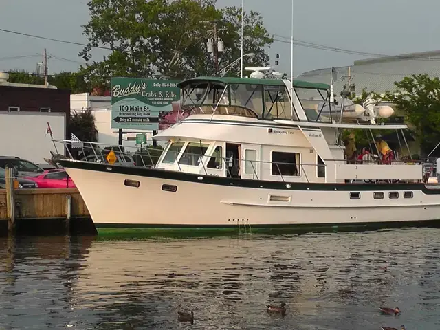 Defever 49 Cockpit Motoryacht