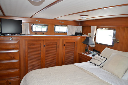 Defever 49 Cockpit Motoryacht