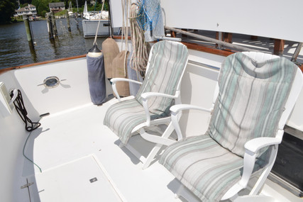 Defever 49 Cockpit Motoryacht