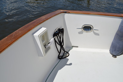 Defever 49 Cockpit Motoryacht