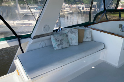 Defever 49 Cockpit Motoryacht