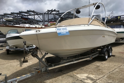 Sea Ray 210 Signature Edition