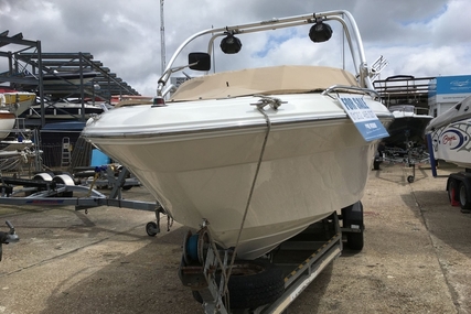 Sea Ray 210 Signature Edition