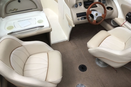 Sea Ray 210 Signature Edition