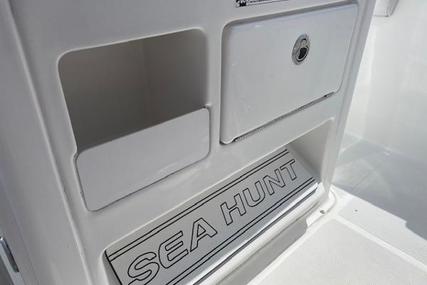 Sea Hunt Triton 210