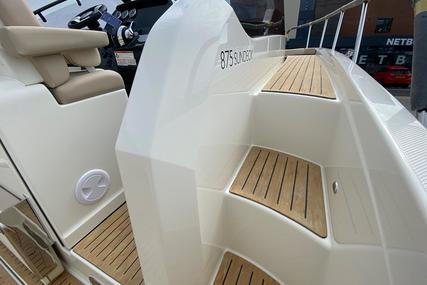 Quicksilver ACTIV 875 SUNDECK