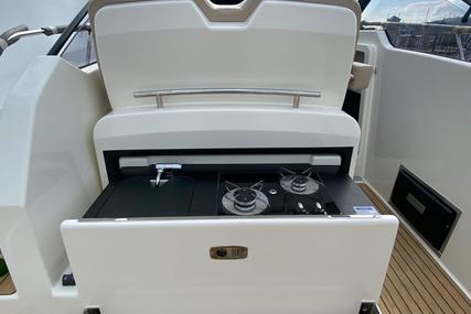 Quicksilver ACTIV 875 SUNDECK