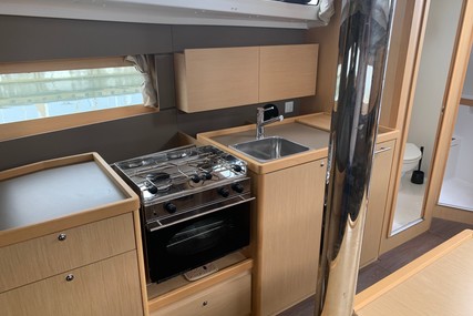 Beneteau Oceanis 38