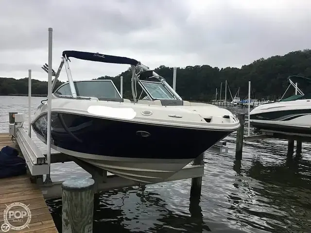 Sea Ray 230 Fission Select