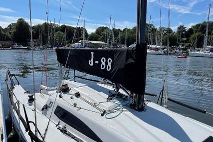 J Boats J/88