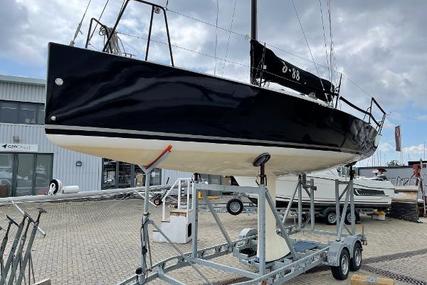 J Boats J/88