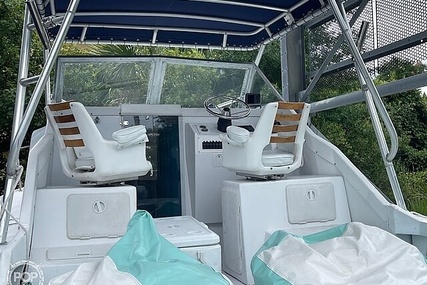 Bertram 25 Cabin Cruiser