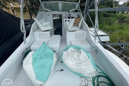 Bertram 25 Cabin Cruiser