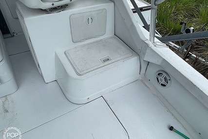 Bertram 25 Cabin Cruiser