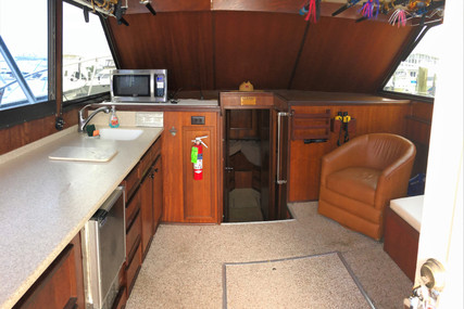 Hatteras 37 Convertible