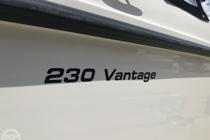 Boston Whaler 230 Vantage