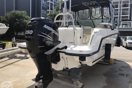 Boston Whaler 230 Vantage