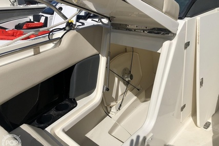 Boston Whaler 230 Vantage