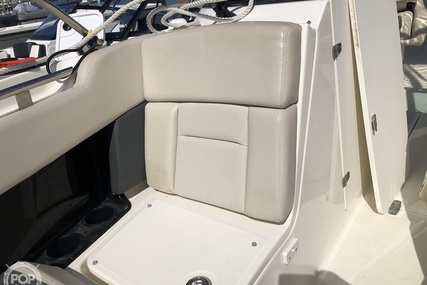 Boston Whaler 230 Vantage