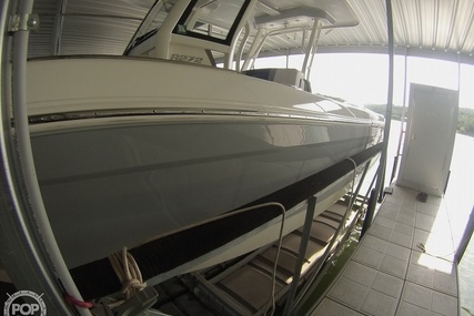 Robalo R272